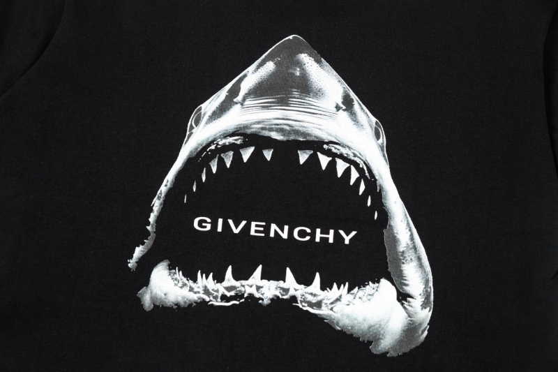 Givenchy T-Shirts